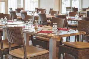 thumbnail: Restaurant