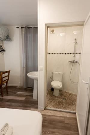 thumbnail: Bathroom
