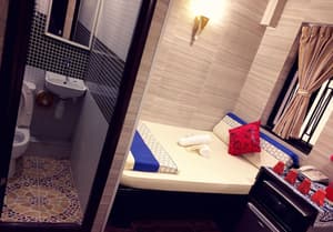 thumbnail: Room