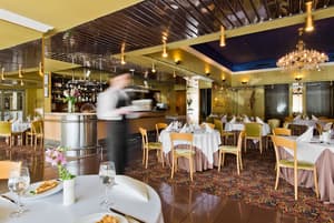 thumbnail: Restaurant