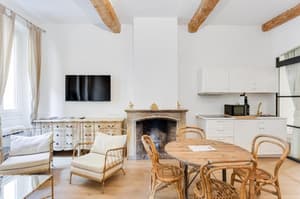 thumbnail: Living area
