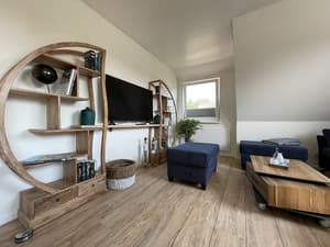 thumbnail: Living room