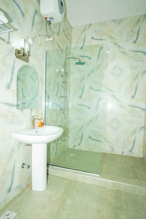 thumbnail: Bathroom