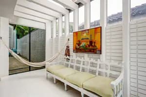 thumbnail: Interior
