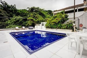 thumbnail: Pool