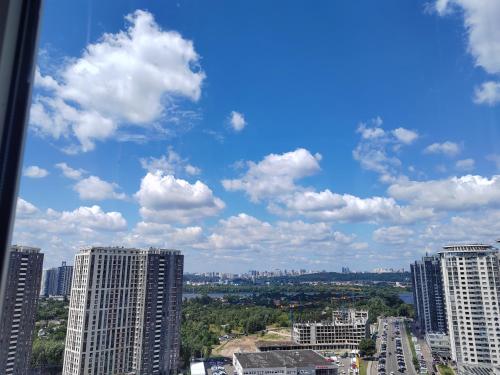 720464469.jpg