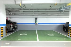 thumbnail: Parking