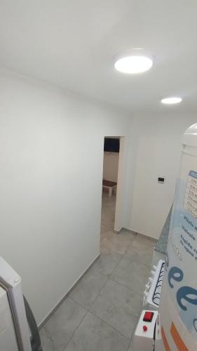 832402891.jpg