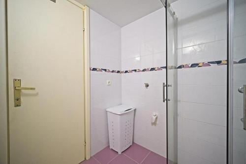 519359004.jpg