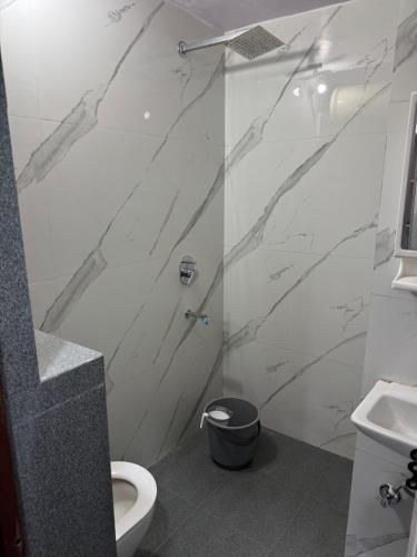 646594349.jpg