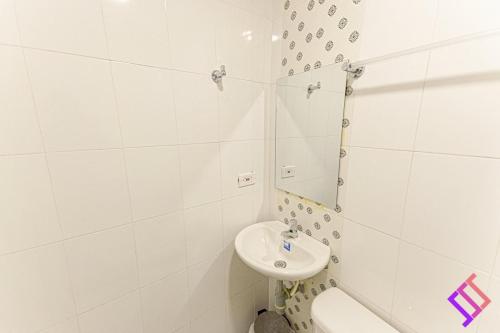 664663711.jpg