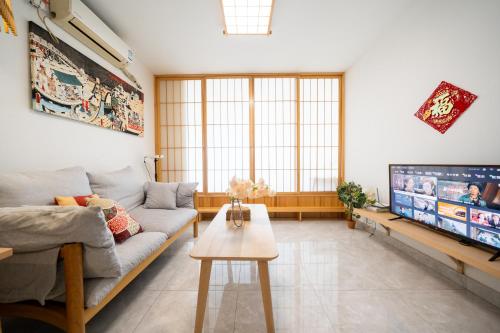 597159874.jpg