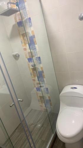670985467.jpg