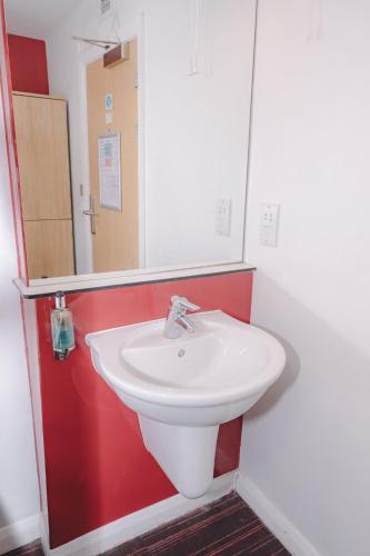 727818472.jpg