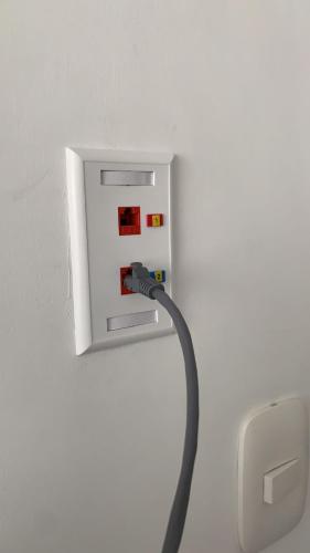 363119080.jpg