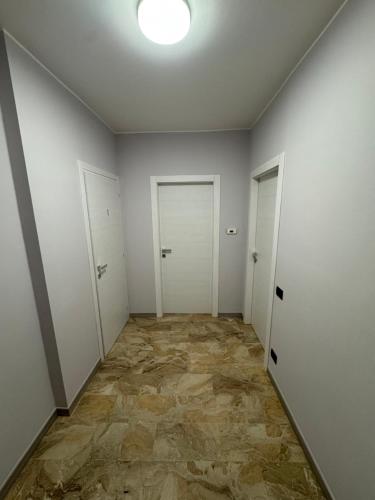 820709106.jpg