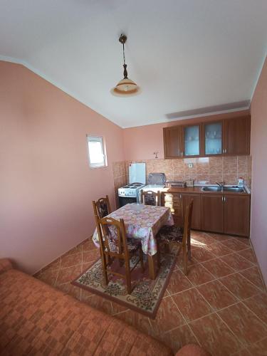 441140002.jpg