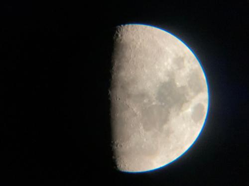 469587199.jpg