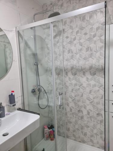 472307590.jpg