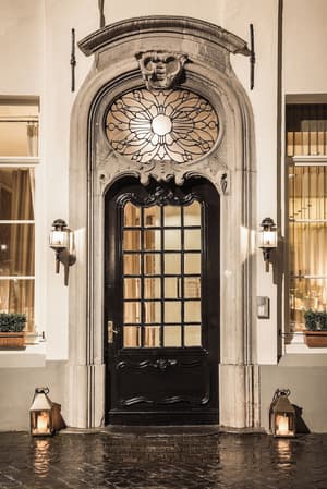 thumbnail: Exterior