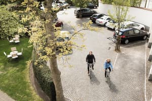 thumbnail: Parking