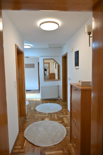 644313840.jpg