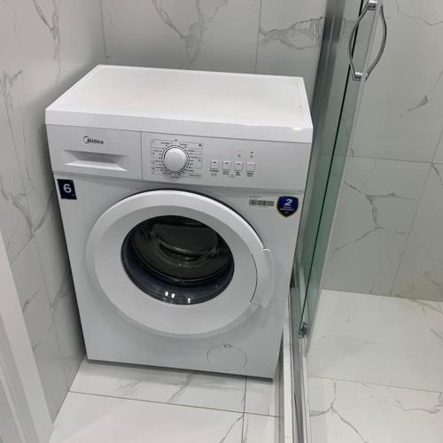 617267005.jpg