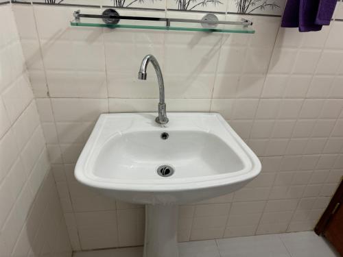 645673305.jpg