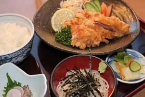 thumbnail: Restaurant