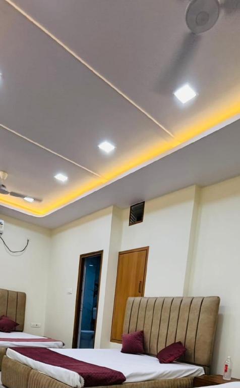 7590910092a420f1217846a9b92dc1ee.jpg