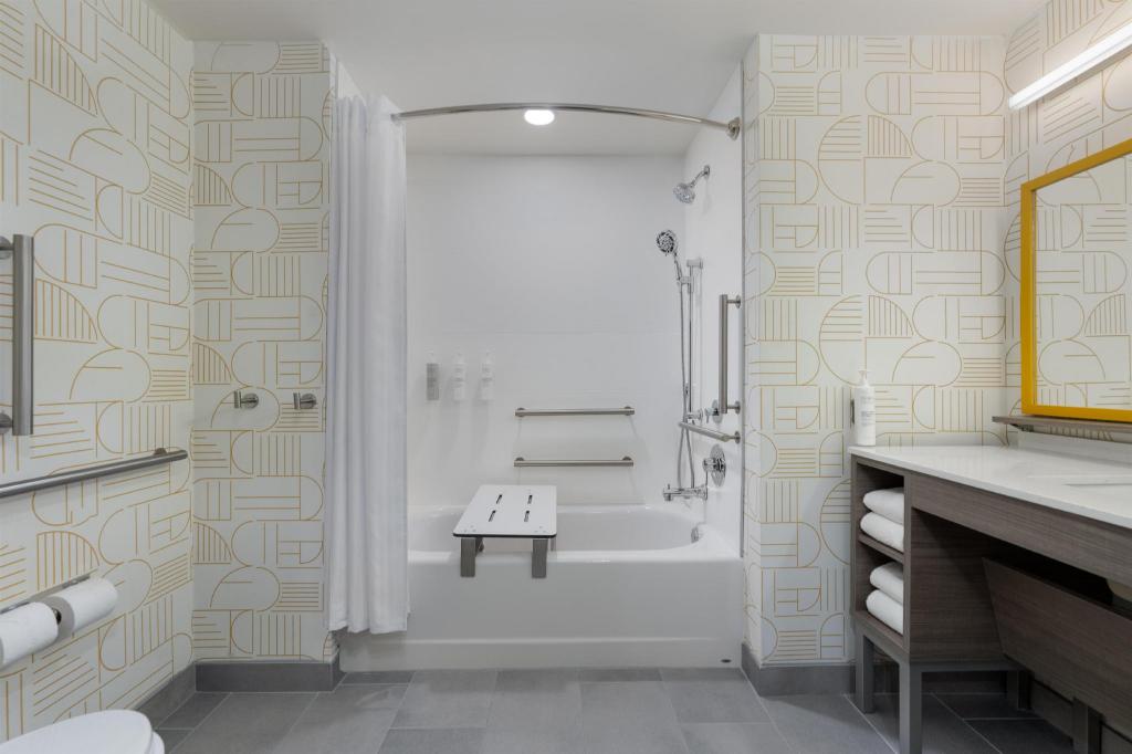 f7c03e7e94570671b044ee82c3fc9ba0.jpeg