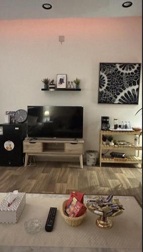 670858602.jpg