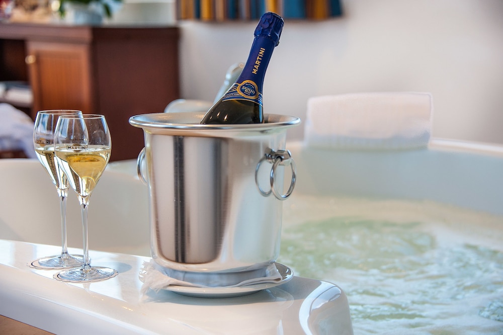 Room service - dining