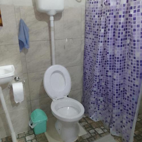 871242235.jpg
