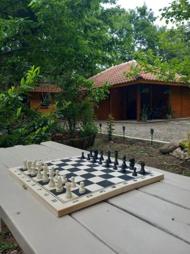 698049314.jpg