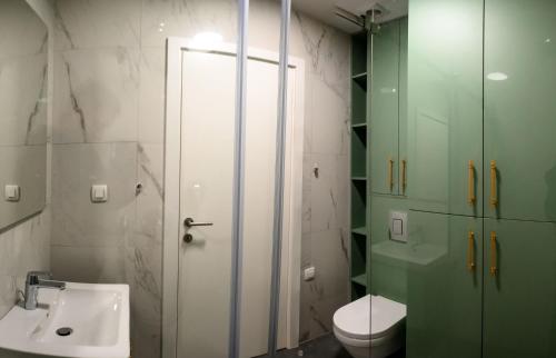 680435287.jpg