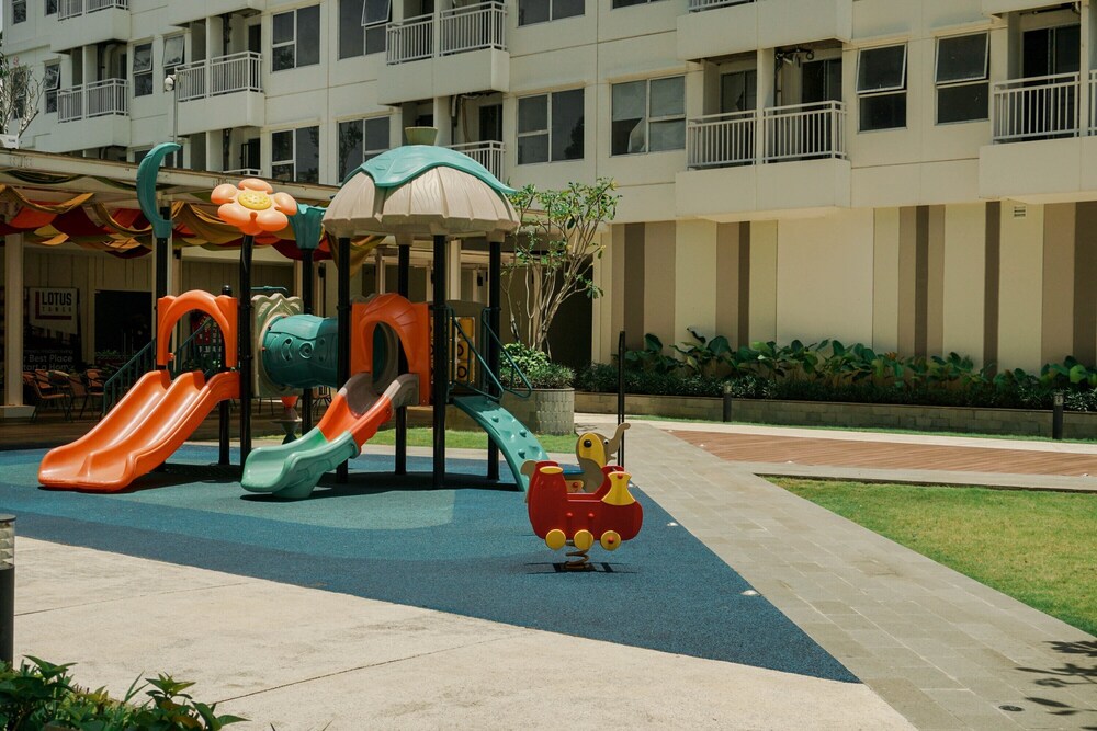 Children's play area - outdoor