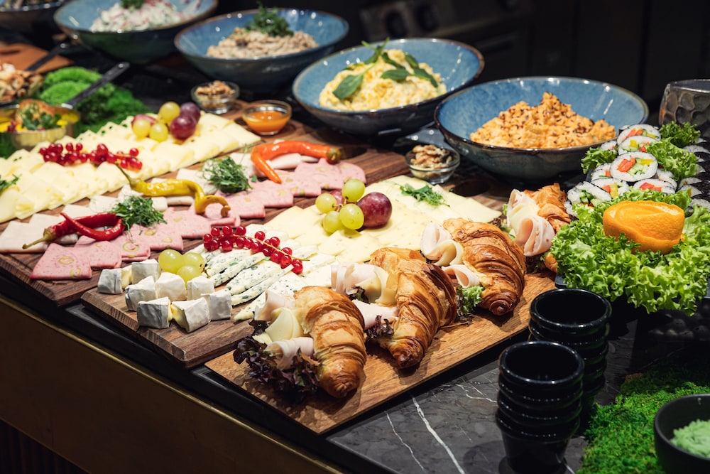 Breakfast buffet