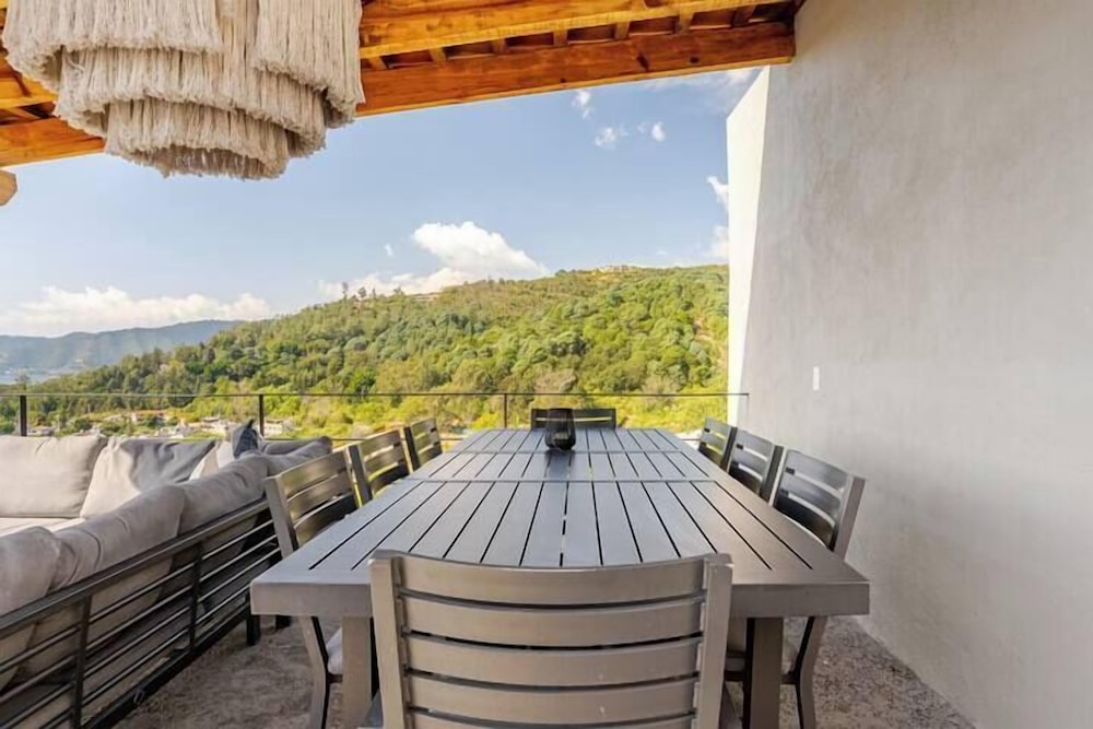 Sundeck