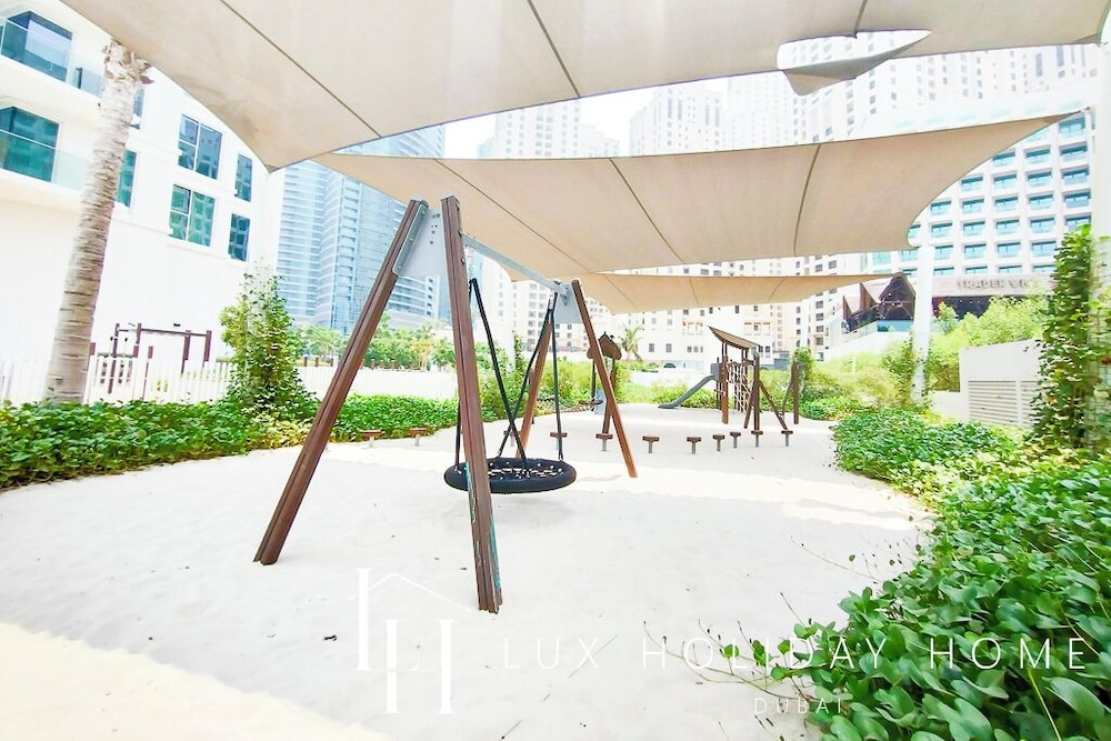 Children's play area - outdoor