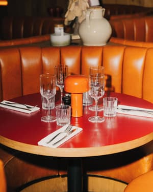 thumbnail: Restaurant