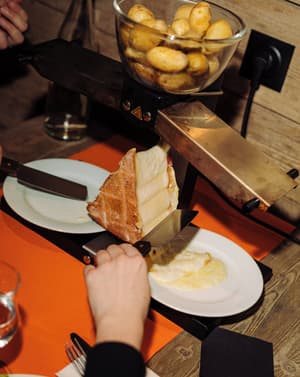 thumbnail: Restaurant