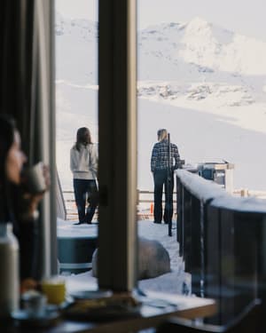 thumbnail: Breakfast area