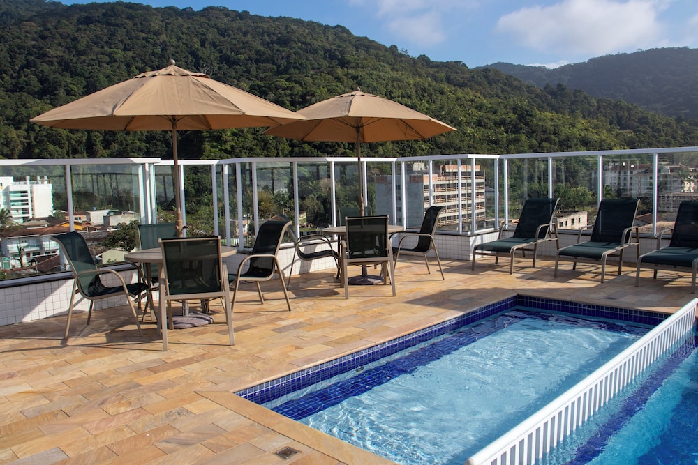 Rooftop pool