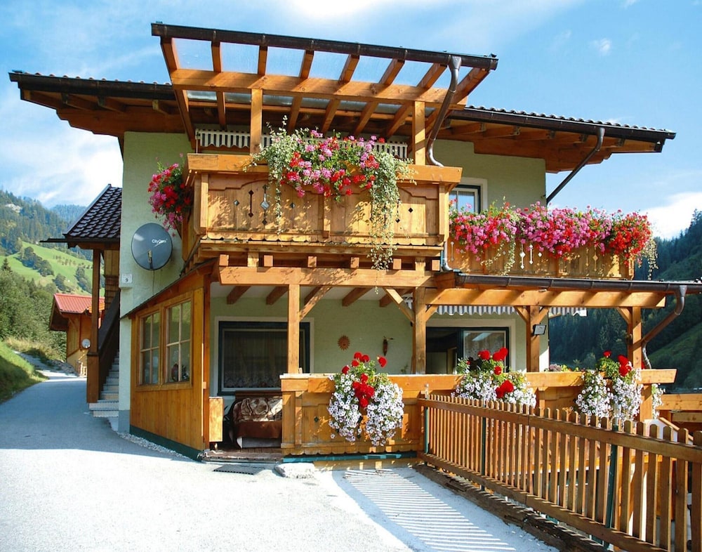 Primary image