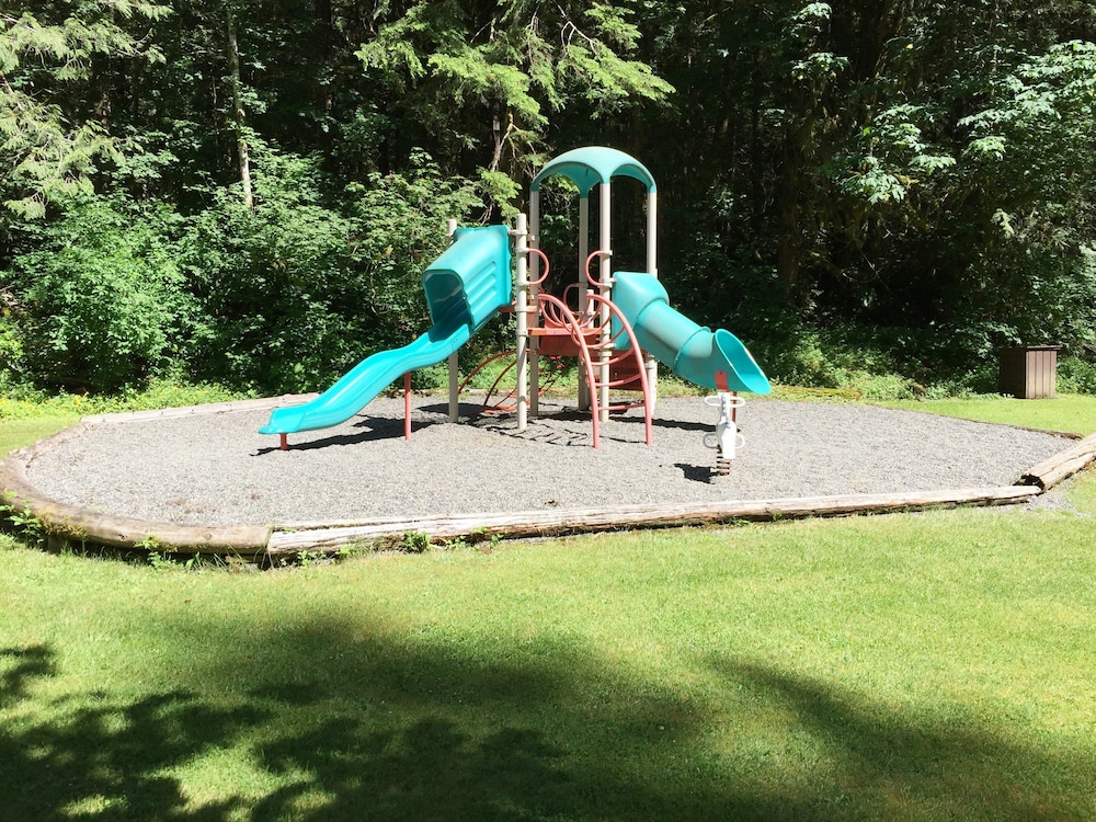 Children's play area - outdoor