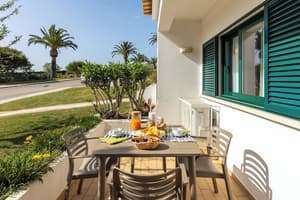 thumbnail: Terrace/patio