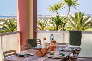 thumbnail: Terrace/patio