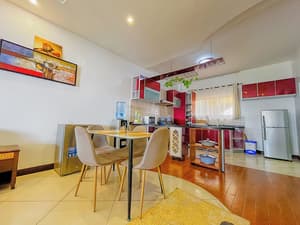 thumbnail: In-room dining