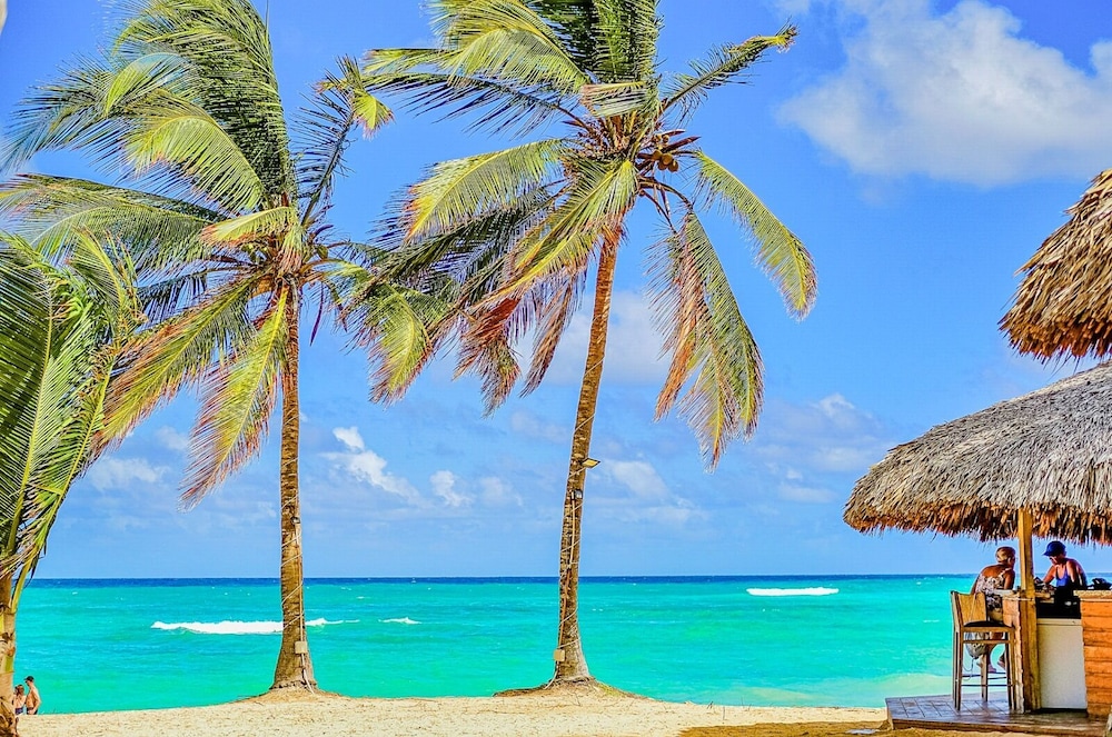 Beach/ocean view